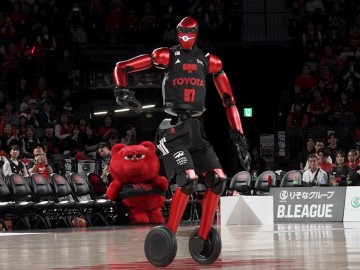 Humanoidalny robot Toyoty inspirowany sportowcem